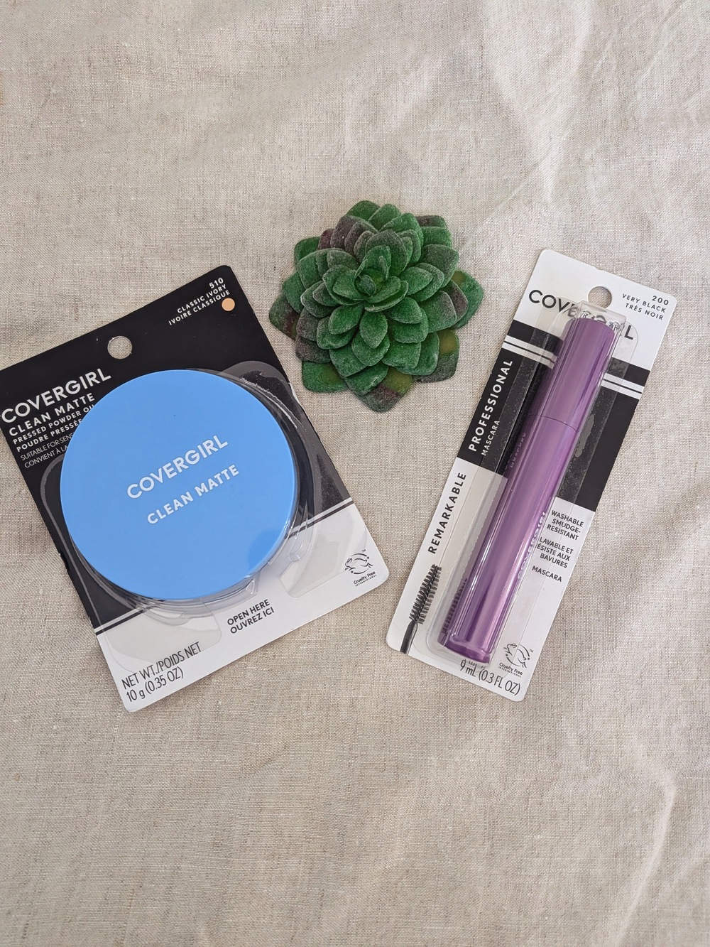 🌸 COVERGIRL Clean Matte Ivory Powder + Remarkable Mascara Very Black Duo NWT